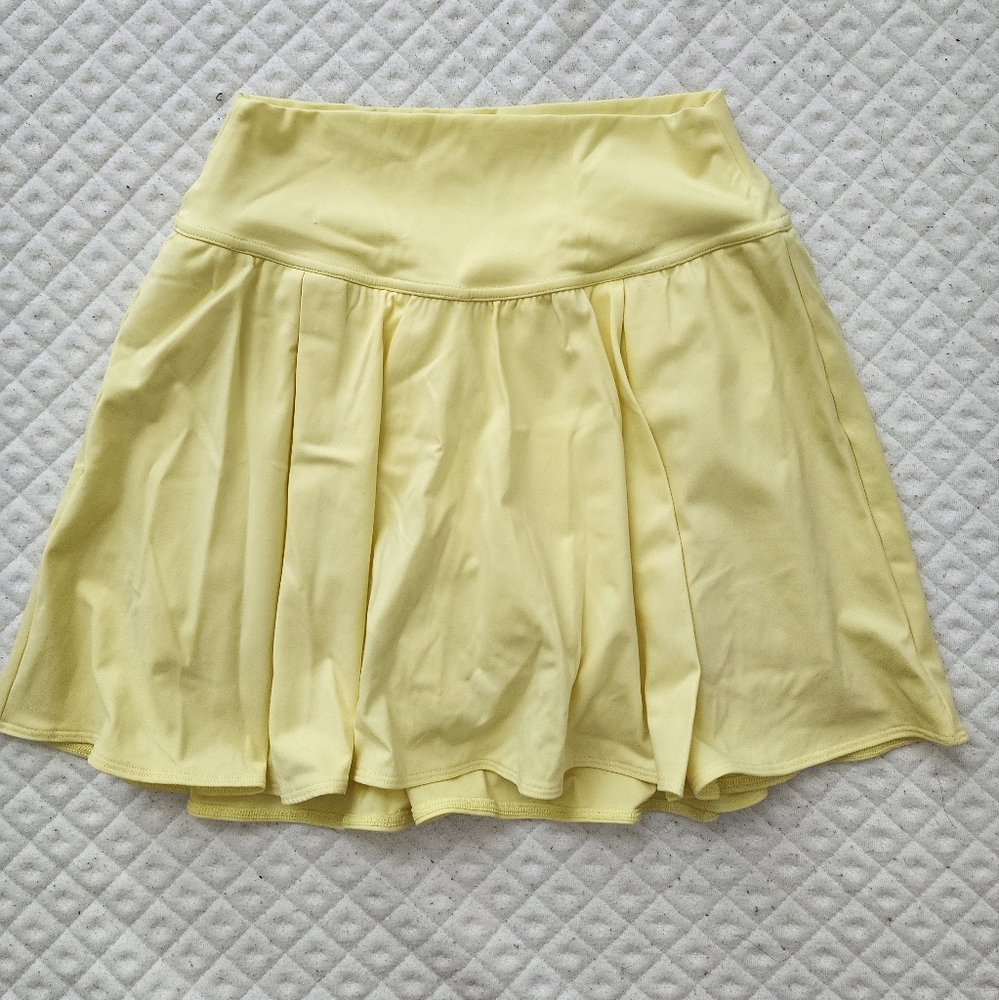 Gilly Hicks Yellow Skort